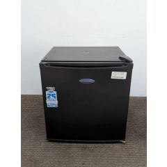 Ice King TF40KE/OG Table Top Freezer