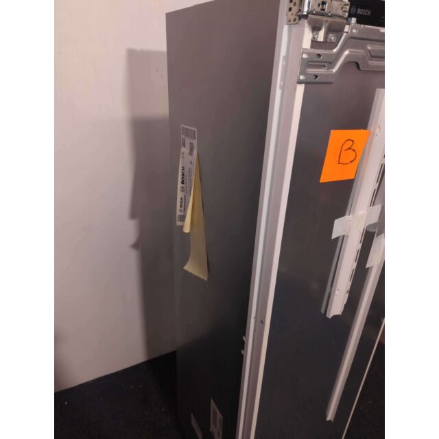 Bosch GIN81HCE0G/MG Serie | 8 Frost Free Flat Hinge Upright Freezer