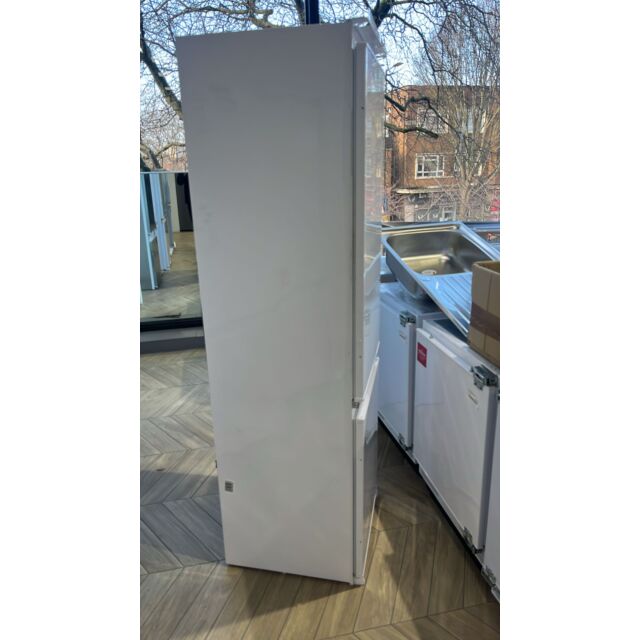 Caple RI7302/OG 70/30 Integrated Fridge Freezer
