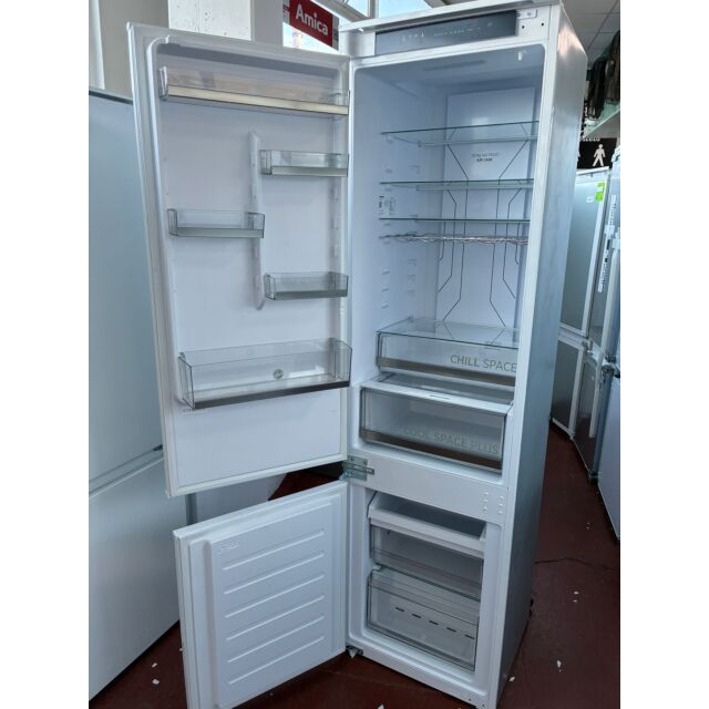 Hoover HOBT5519EWK/OG 70/30 Integrated Fridge Freezer