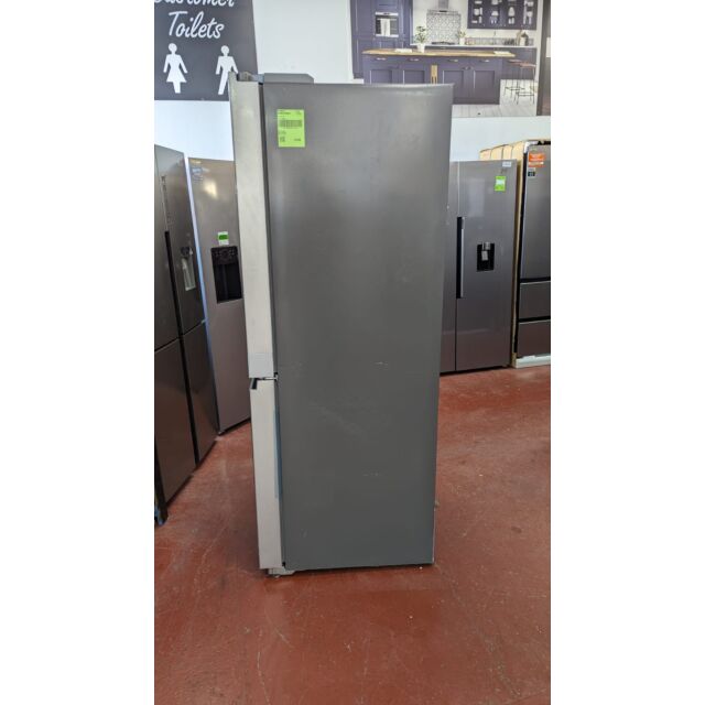 Hotpoint HQ9M2LUK/M American Style Fridge Freezer