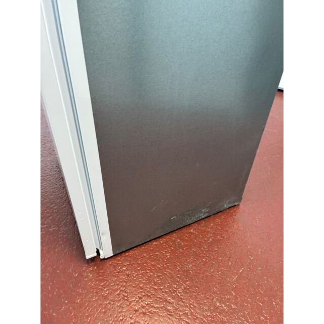 Hotpoint HSZ18011UK/MG Integrated Fridge With Ice Box
