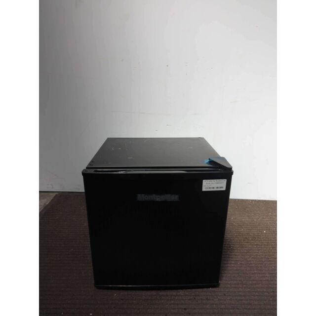 Montpellier MTTF32BK/OG Taple Top Freezer