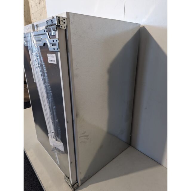 Neff GI1216DE0/MG In Column Freezer
