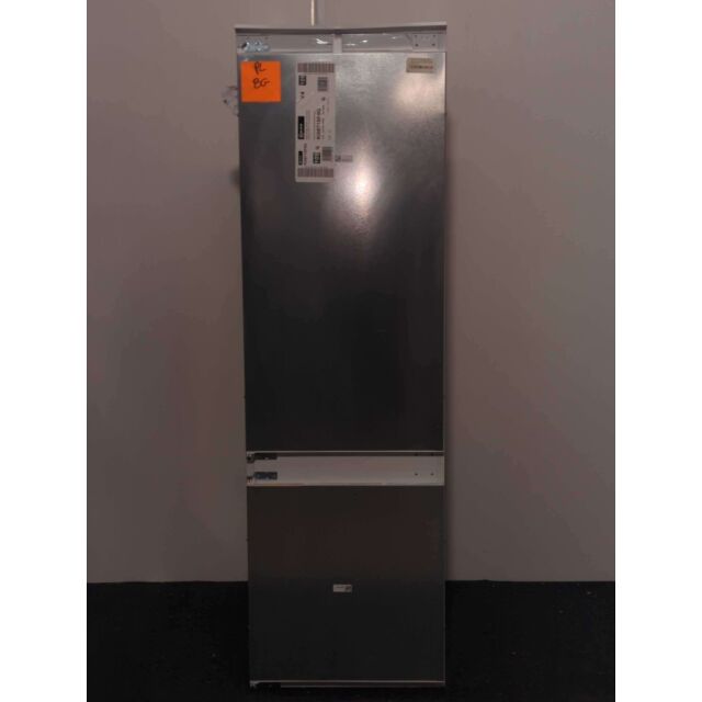Neff KI5871SF0G/MG/MG 70/30 Low Frost Fully Integrated Fridge Freezer