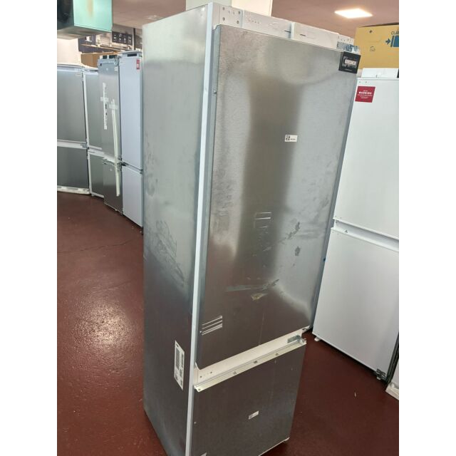 Neff KI5872SE0G//MG 70:30 Low Frost Built In Fridge Freezer - Sliding Hinge