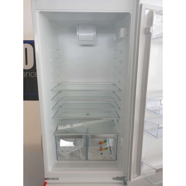Smeg Uk UKC8173N1F 60Cm Integrated In Column Frost Free Fridge Freezer